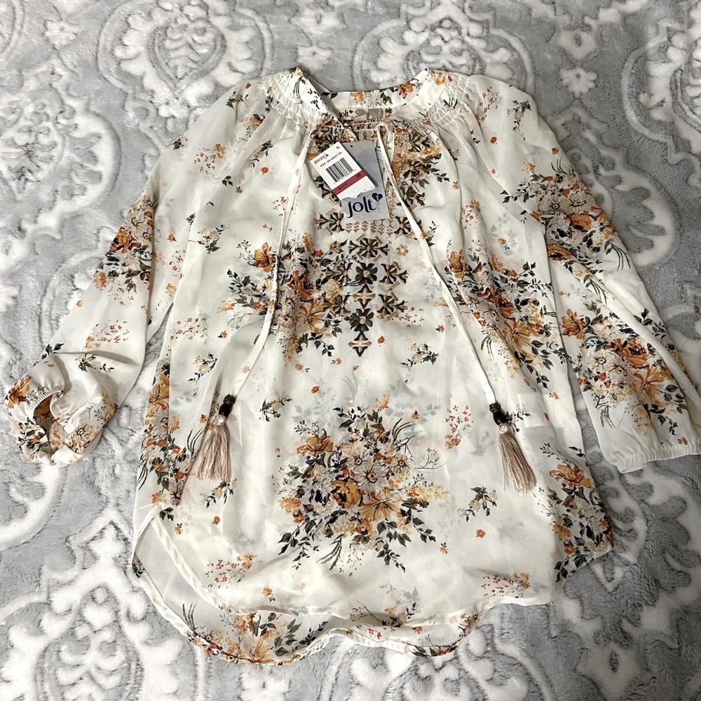 Jolt Slinky Floral Blouse from Belk, Size XS, NWT